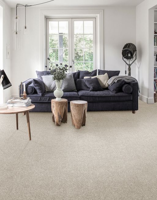 The 18mm pile height of this carpet gives an exceptional depth that cushions every step you take. Carpets with this pile height are warm, soft and comfortable underfoot!