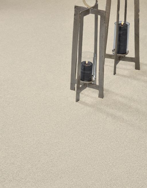 This carpet is 7mm thick, the compact pile of this carpet makes for a solid underfoot feel, giving support as you walk and is less likely to show footprints and other pile displacements.