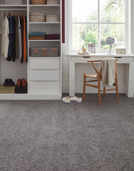 The 11mm pile height of this carpet gives an exceptional depth that cushions every step you take. Carpets with this pile height are warm, soft and comfortable underfoot!