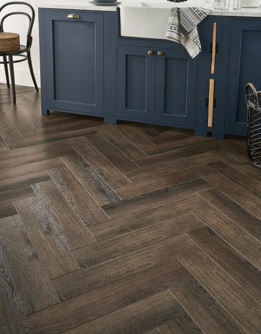 EvoCore Premium Herringbone - Crafted Georgian Oak