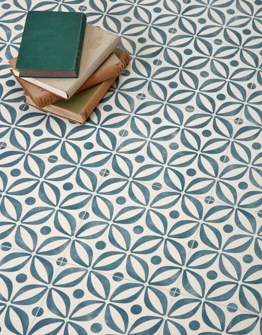 Patterned Tiles - Aegean Links [2.00m x 2m]
