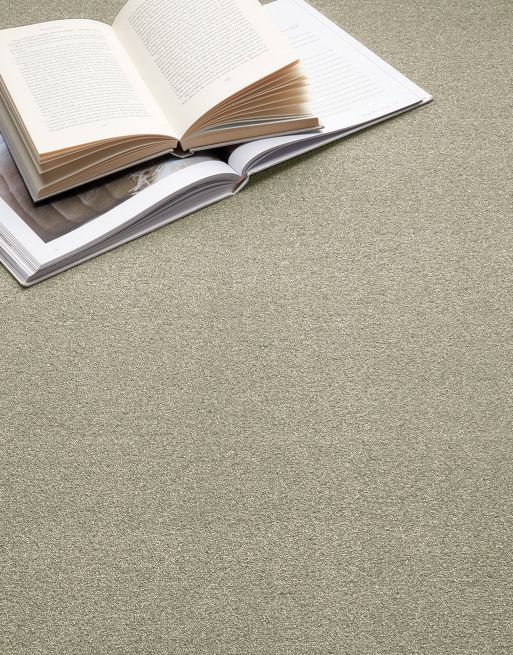 The 20mm pile height of this carpet gives an exceptional depth that cushions every step you take. Carpets with this pile height are warm, soft and comfortable underfoot!