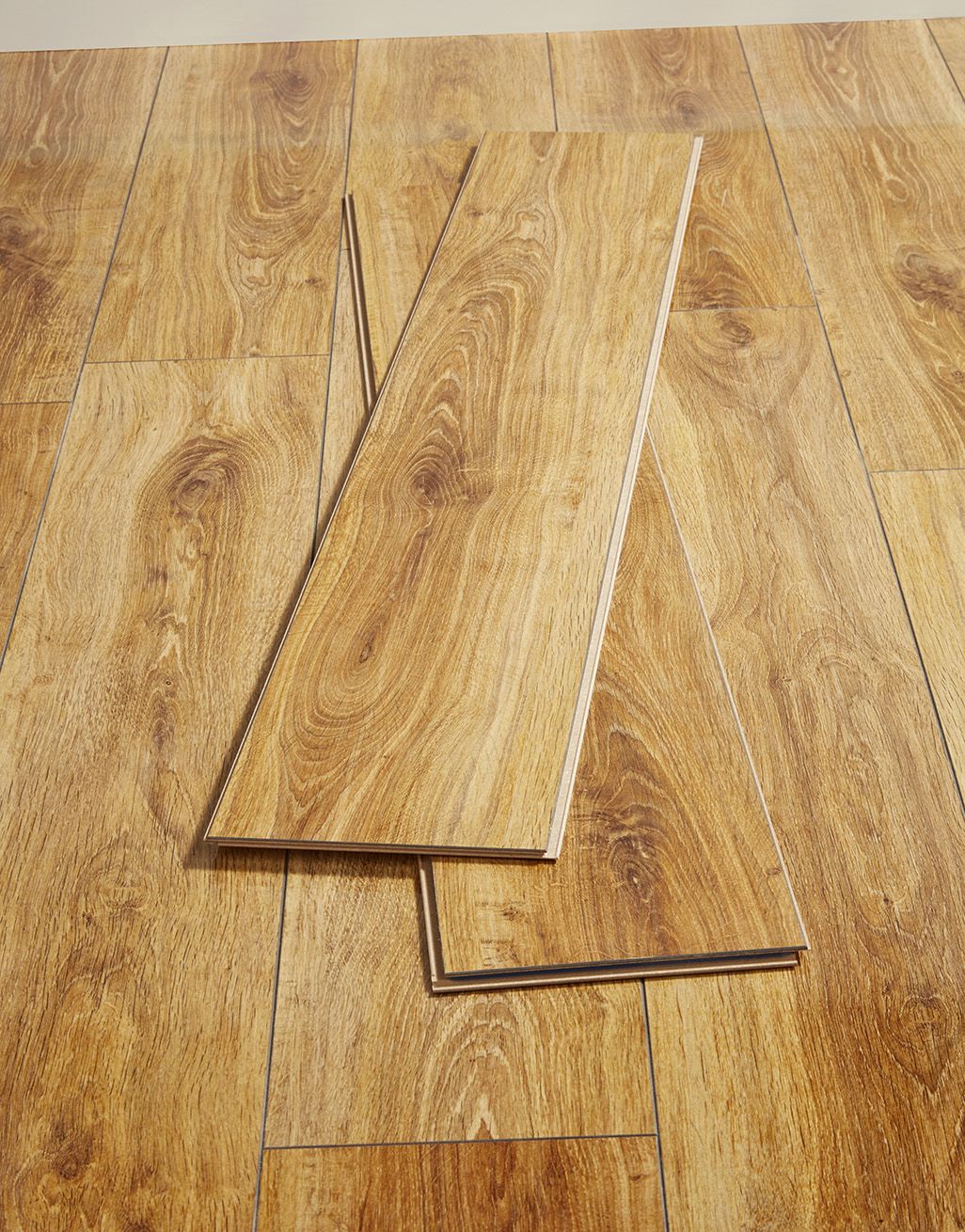 Palace Wood - Buckingham Oak Laminate Flooring 3