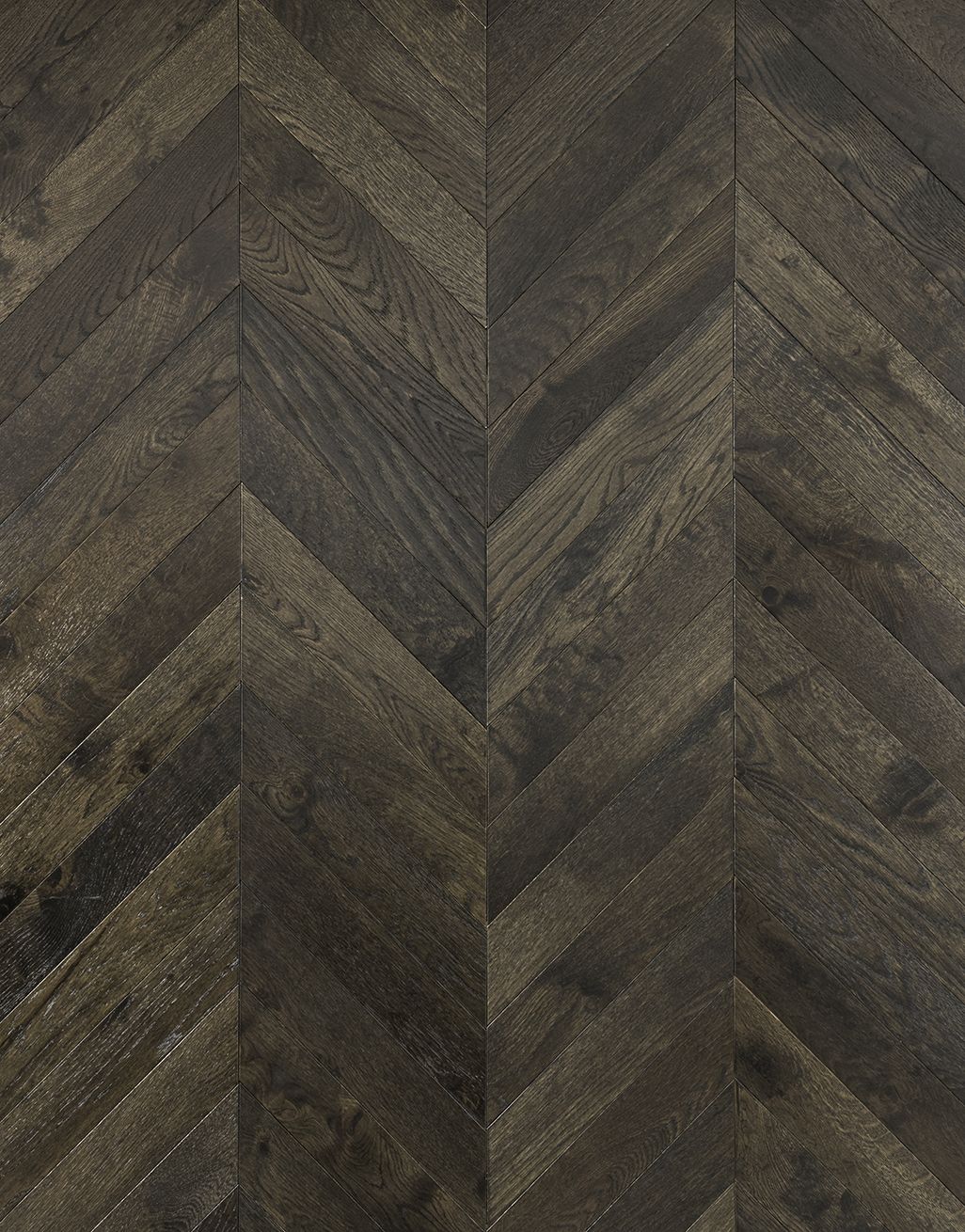 Cambridge Chevron Vintage Oak Brushed & Lacquered Engineered Wood Flooring 3