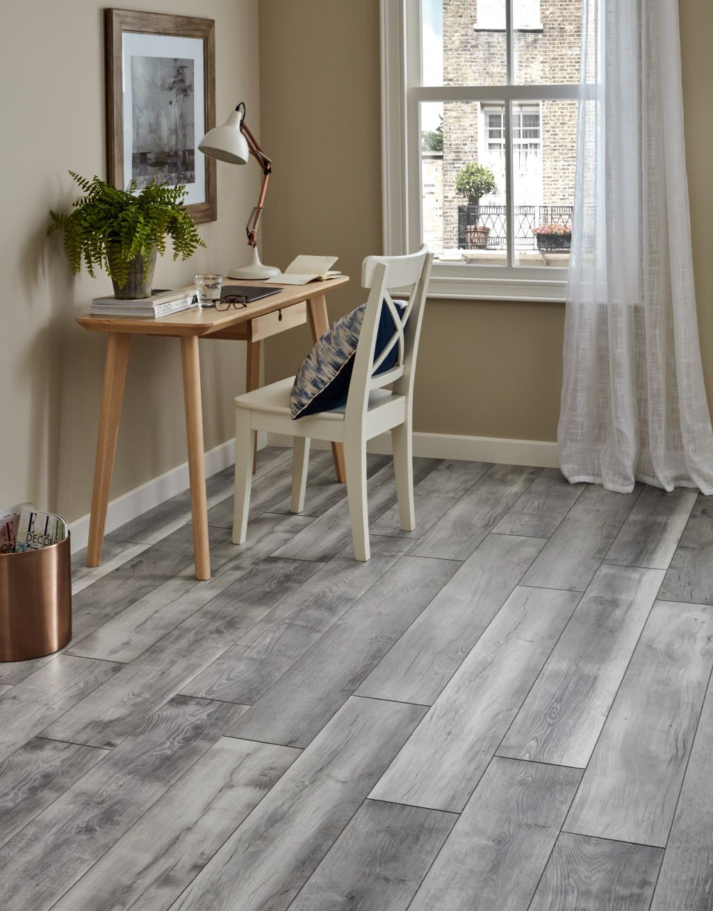 Jubilee - Bloomsbury Oak Laminate Flooring 1