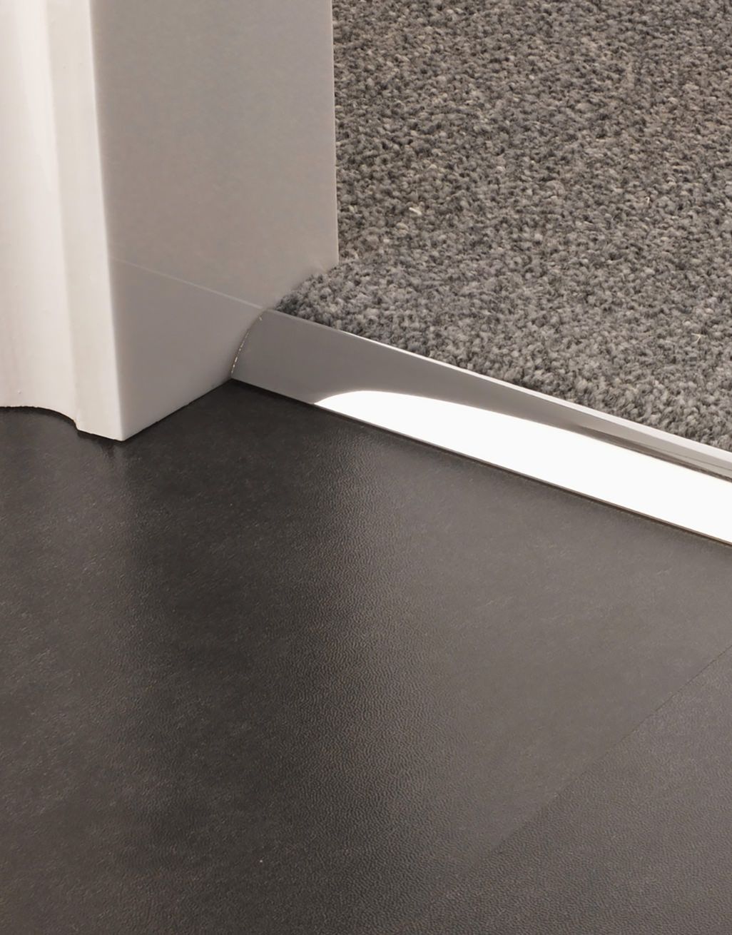 Elite Carpet to Vinyl or Dryback LVT - Chrome 1