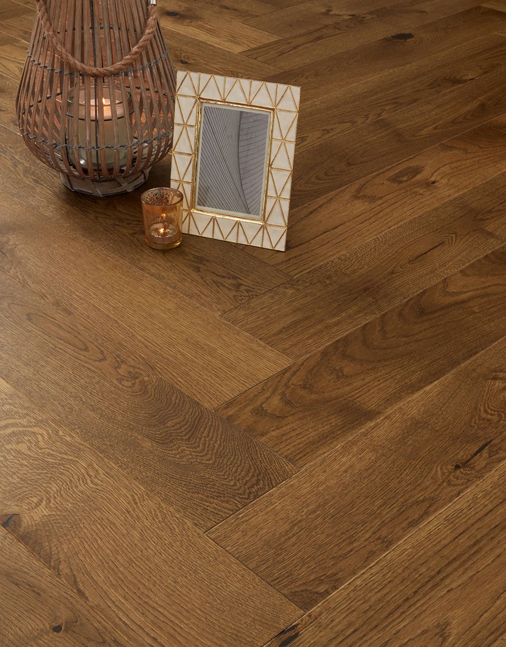 Marylebone Rich Toffee Oak Brushed & Lacquered Engineered Wood Flooring 2