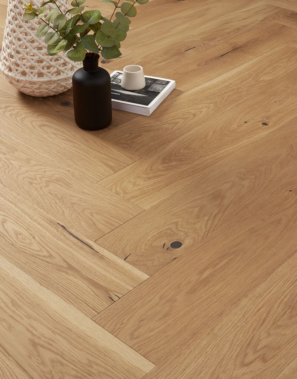 Marylebone Harvest Brown Oak Brushed & Oiled Engineered Wood Flooring 2