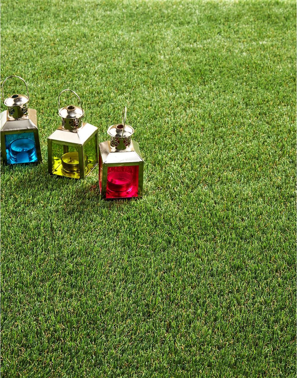 Madrid Artificial Grass | 30 mm Depth | 4 Star Wear Rating | Flooring  Superstore