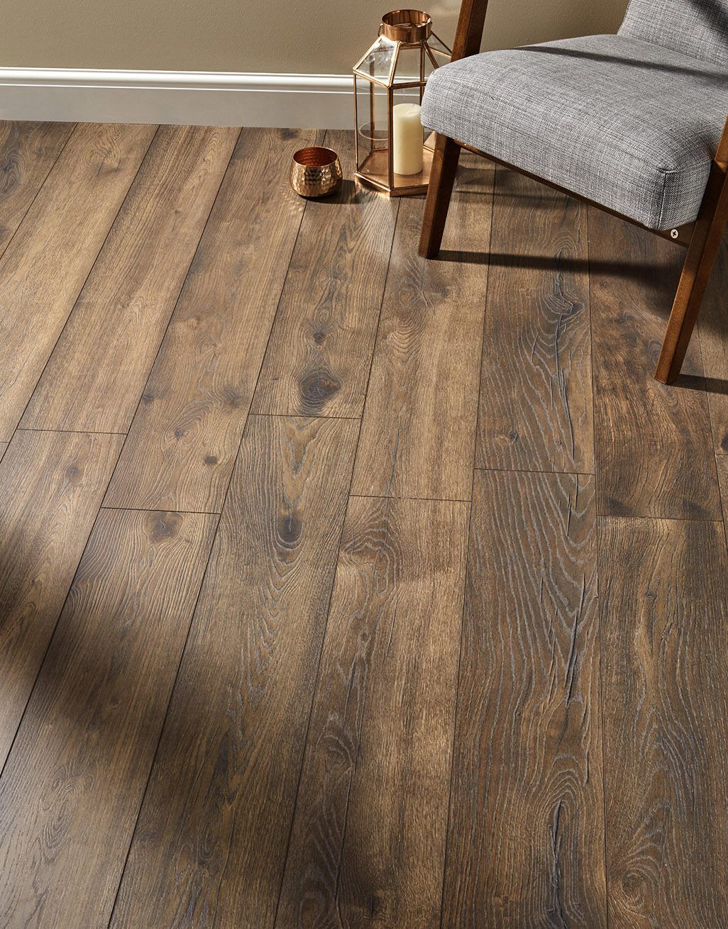 Villa - Peterson Oak Laminate Flooring | Flooring Superstore